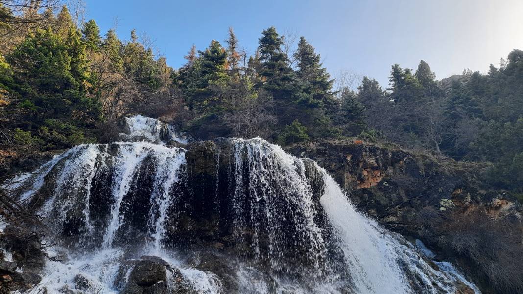 Konya'da bir şelale var 'gün yüzü görmeden' suyu çekiliyor!  Eskiler buraya sahraya gelirmiş 8